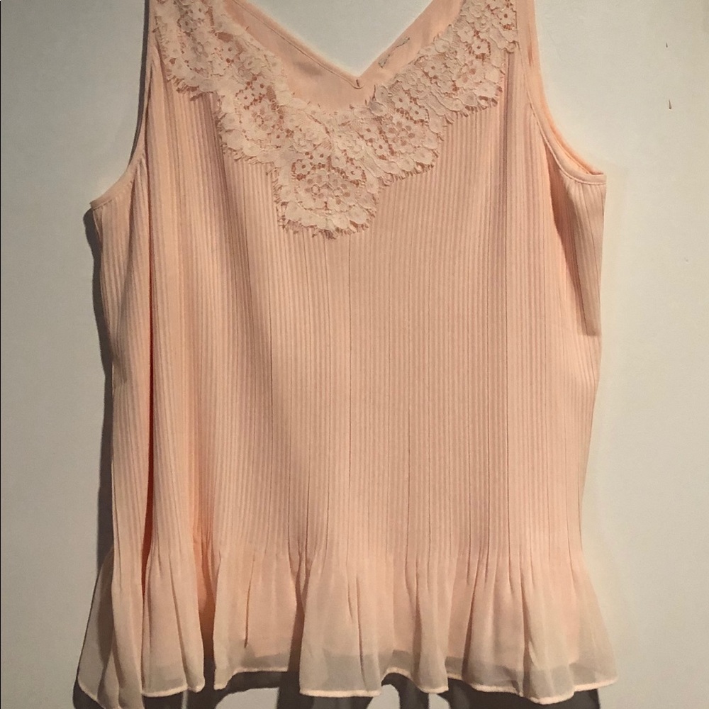 Pink cami w/ accordion pleats. Chico Size 3. NWOT
